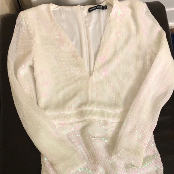 🚨SALE🚨White Sequin Midi Dress - Picture 5 of 6